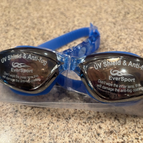 Eversport Swim Goggles, Blue, New - Picture 2 of 3
